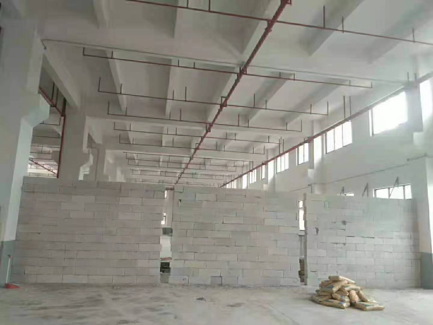 轻质砖客厅隔墙施工